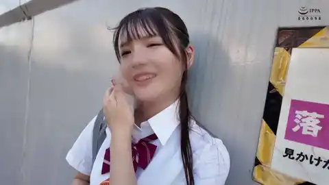 【素人ホイホイチャッピー chp007 佐藤愛瑠】 「悩みの数だけスキがある」- スリルな制服女子と一緒に遊び、SNSで心に寄り添う