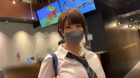 【FC2-PPV-4978658 乙アリス】 裏垢女子のHカップをカフェで楽しむ
