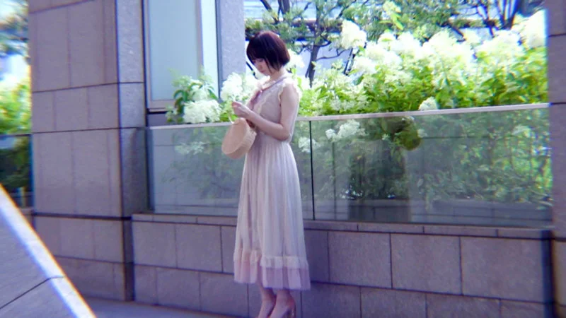 【FC2-PPV-4777682 水乃渚月】 25歳の笑顔が素敵な色白ショートカット美少女まさみちゃんとの待ち合わせデート