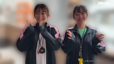 【素人ムクムク-部活- smub132 北岡果林, 花守夏歩】 “サッカー部女子マネの室内自主練に賛否両論! 今日は雨の日だからセクストレーニングを行います”